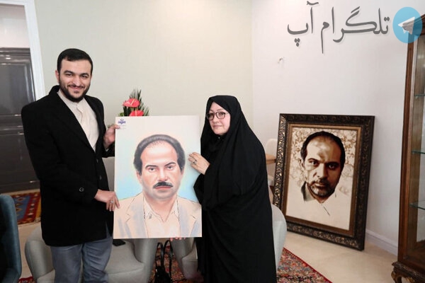 مدیرکل روابط عمومی صداوسیما به دیدار خانواده شهید علی‌محمدی رفت – تلگرام آپ