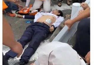 شیوه کمک رسانی به «آبه» پس از ترور + عکس – تلگرام آپ