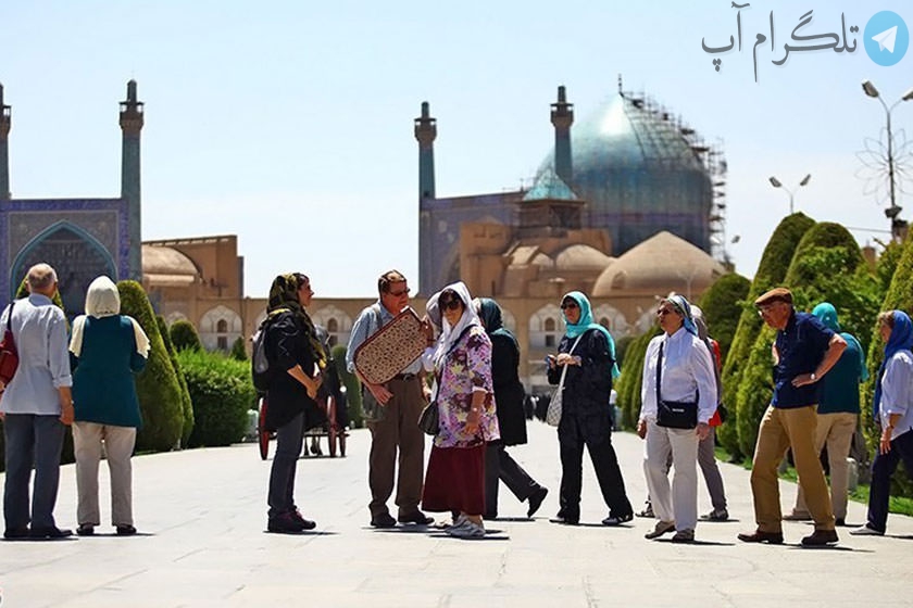 Description: موجی از گردشگران خارجی به اصفهان سرازیر شد - کجارو