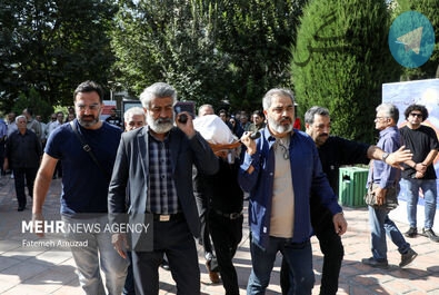 فردوس کاویانی