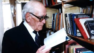 پسر دکتر حسابی: پدرم هزار متر زمین در کره مریخ خریده اند/ فیلم – تلگرام آپ